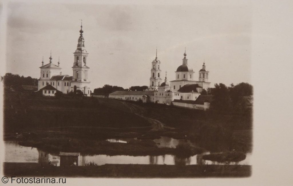 Введенская церковь в Кашине